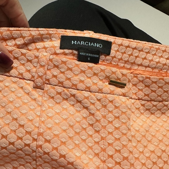 Marciano shorts. Light orange. Beautiful gold button. Size 6 - Picture 12 of 12